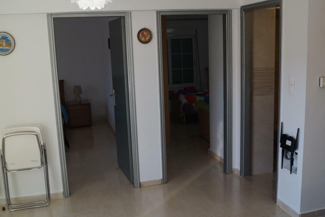 Τhe Sunny Apartments อีกูเมนิทซา ภายนอก รูปภาพ